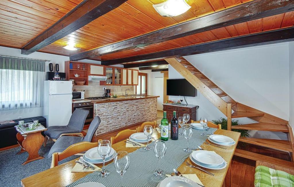 Appartement Kuca Za Odmor Pri Brozu à Kumrovec Extérieur photo